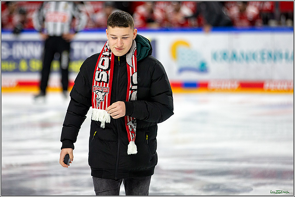 PENNY DEL; Koelner Haie- Straubing Tigers; Koeln, 28.12.2022